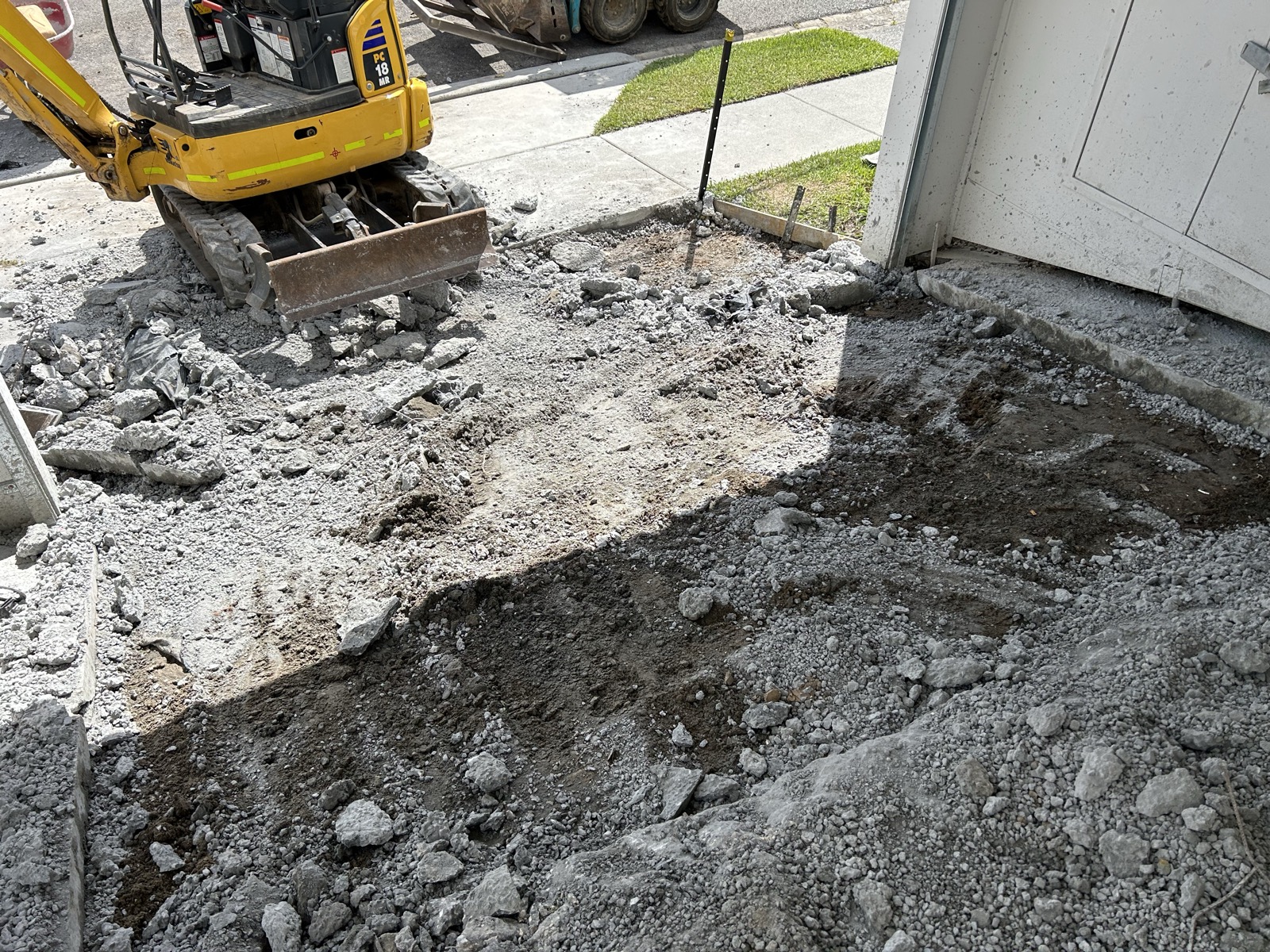 Carport and storage construction — photo 30